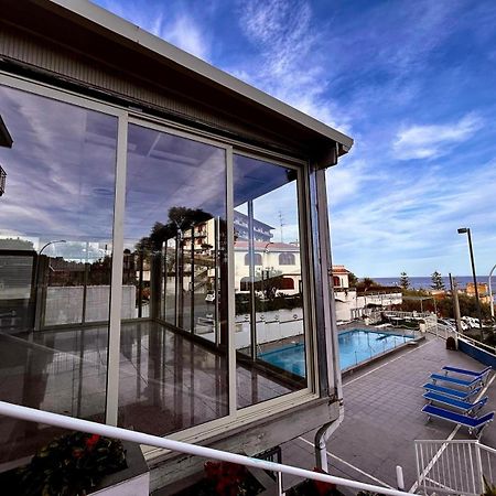 Hotel Lachea Aci Trezza Εξωτερικό φωτογραφία