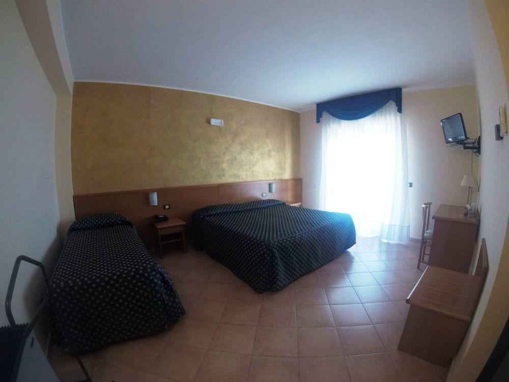 Hotel Lachea Aci Trezza Εξωτερικό φωτογραφία